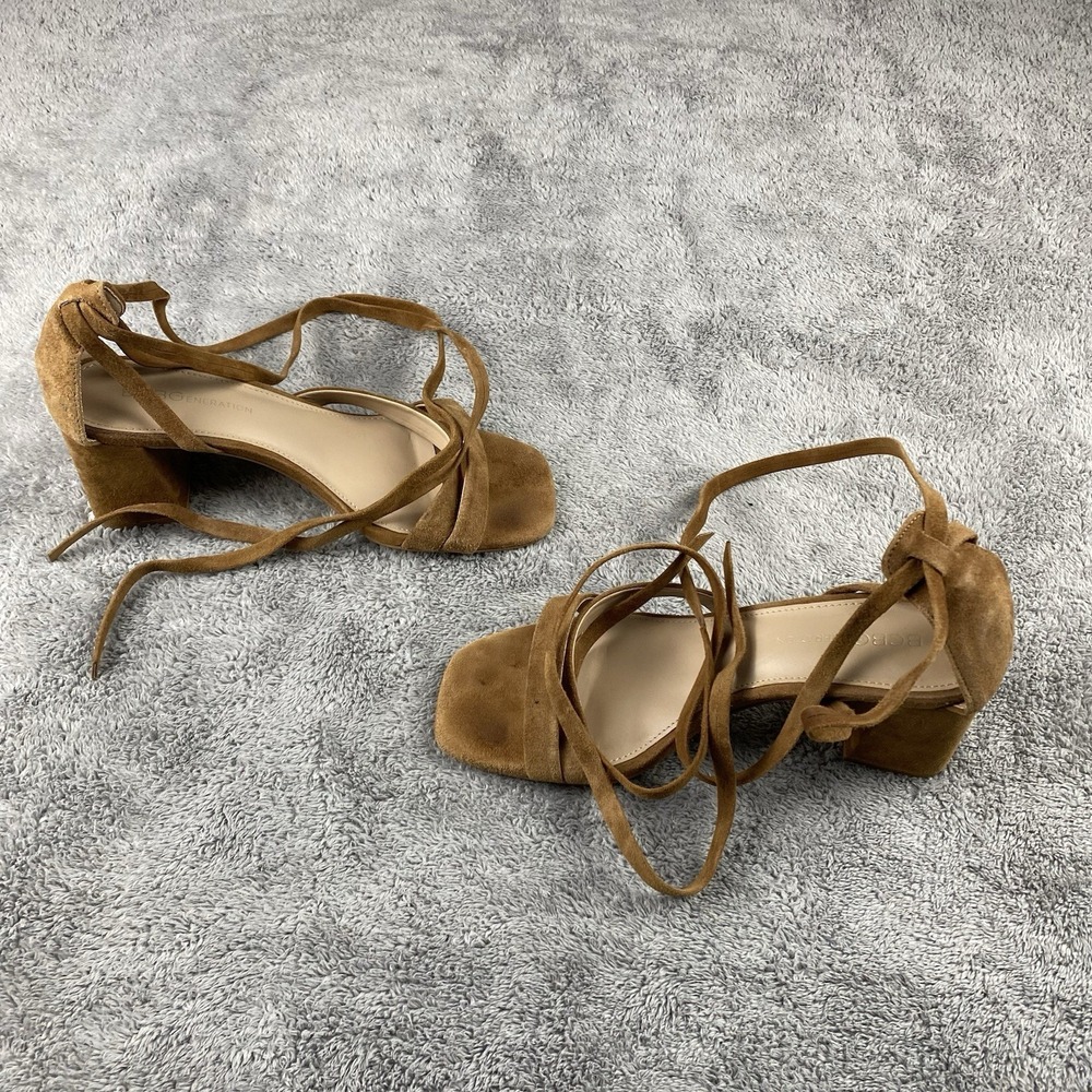BCBGenerations Debby Strap Camel Suede Sandals‎ Womens Size 6.5